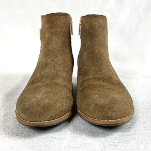 Tommy Hilfiger Women’s Brown Size 10M Suede Boots Booties Chelsea Gold Hardware - Picture 3 of 15